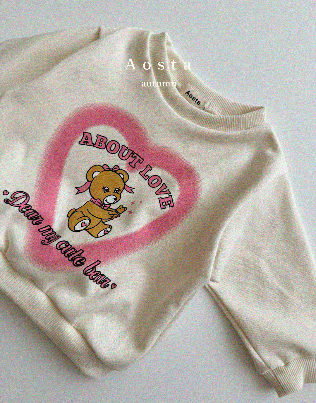 [Aos60] Heart Bear Sweatshirt