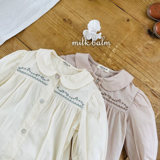 [MB27] Marie Embroidery Blouse